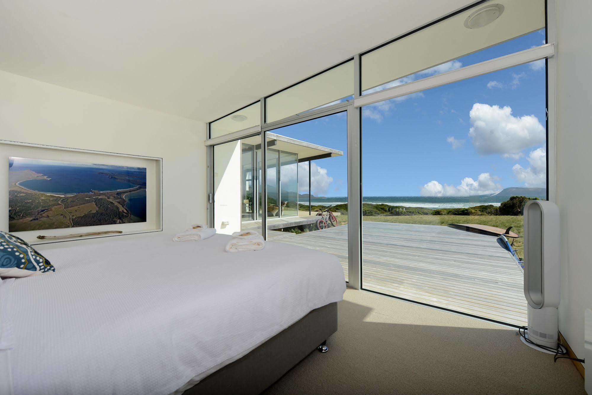Cloudy Bay Beach House South Bruny Екстериор снимка